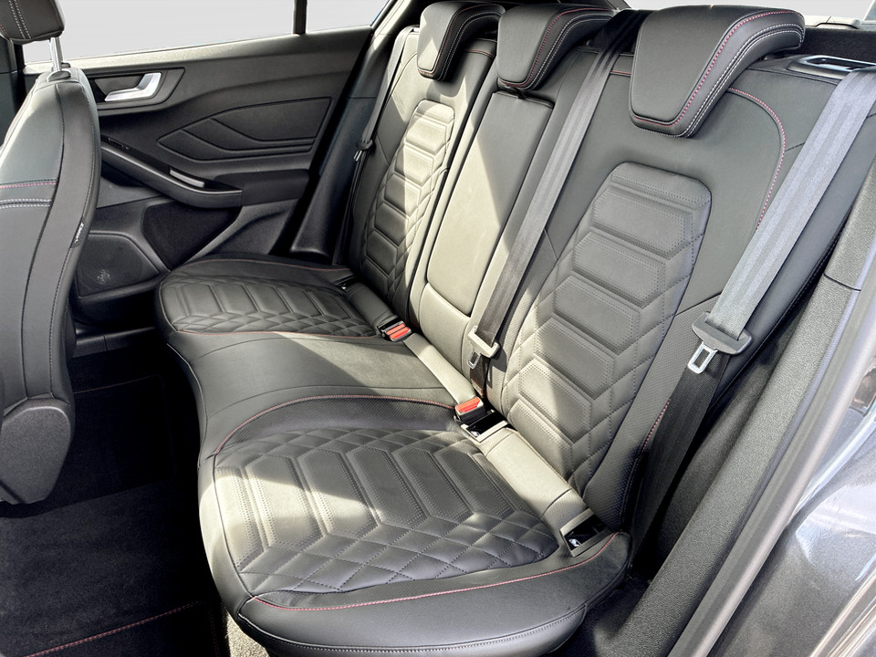 Used Ford Focus 2023 for sale - 78177948: Photo 14