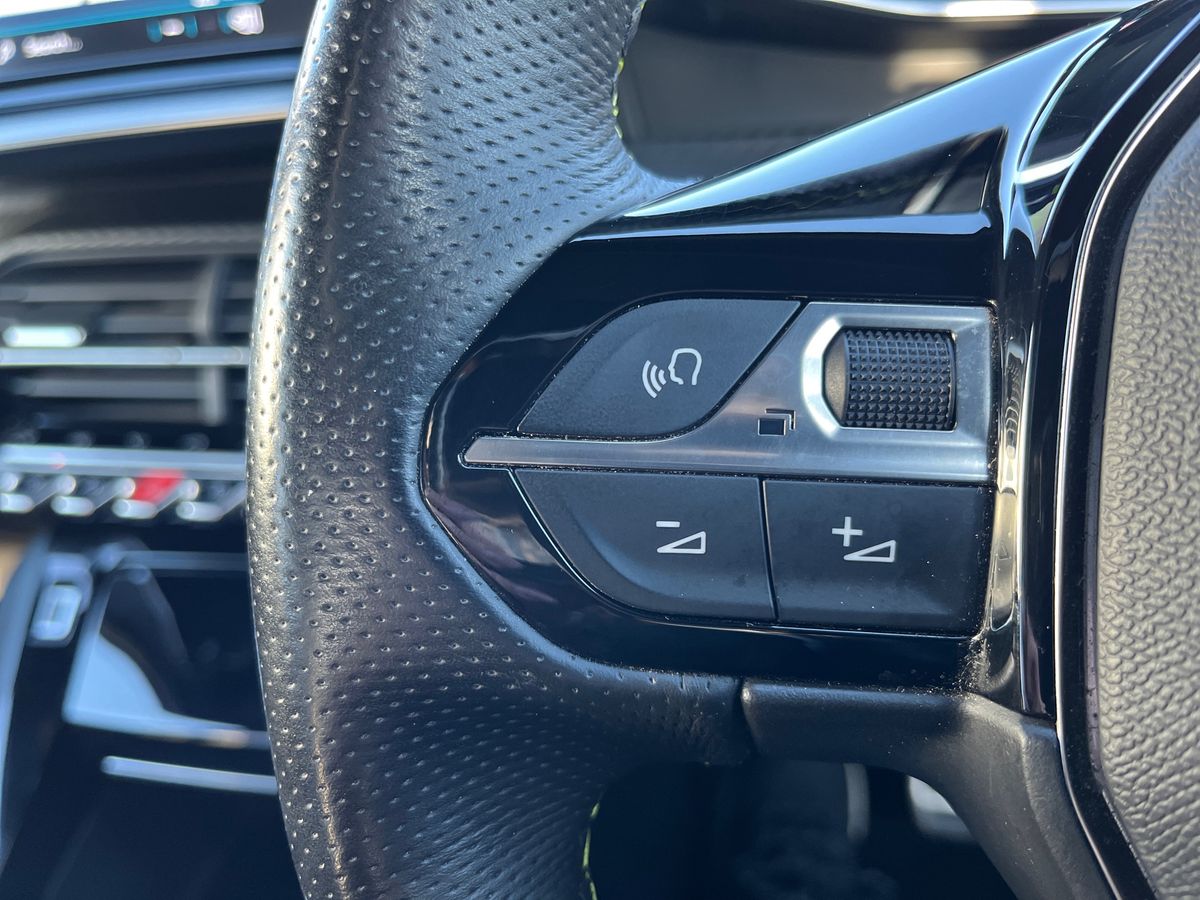 Used Peugeot 2008 2022 for sale - 76792537: Photo 16