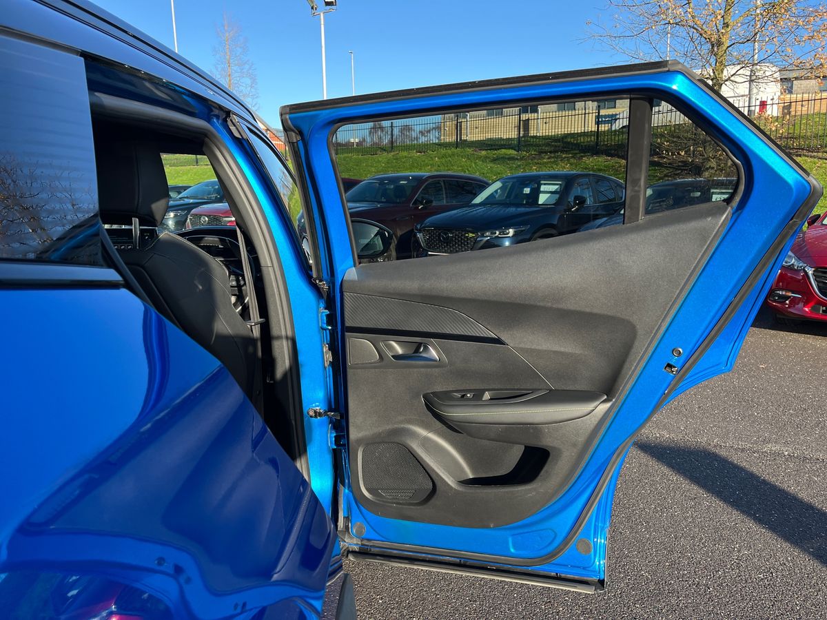 Used Peugeot 2008 2022 for sale - 76792537: Photo 30