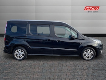 Used Ford Grand Tourneo Connect 2020 for sale - 76565821: Photo