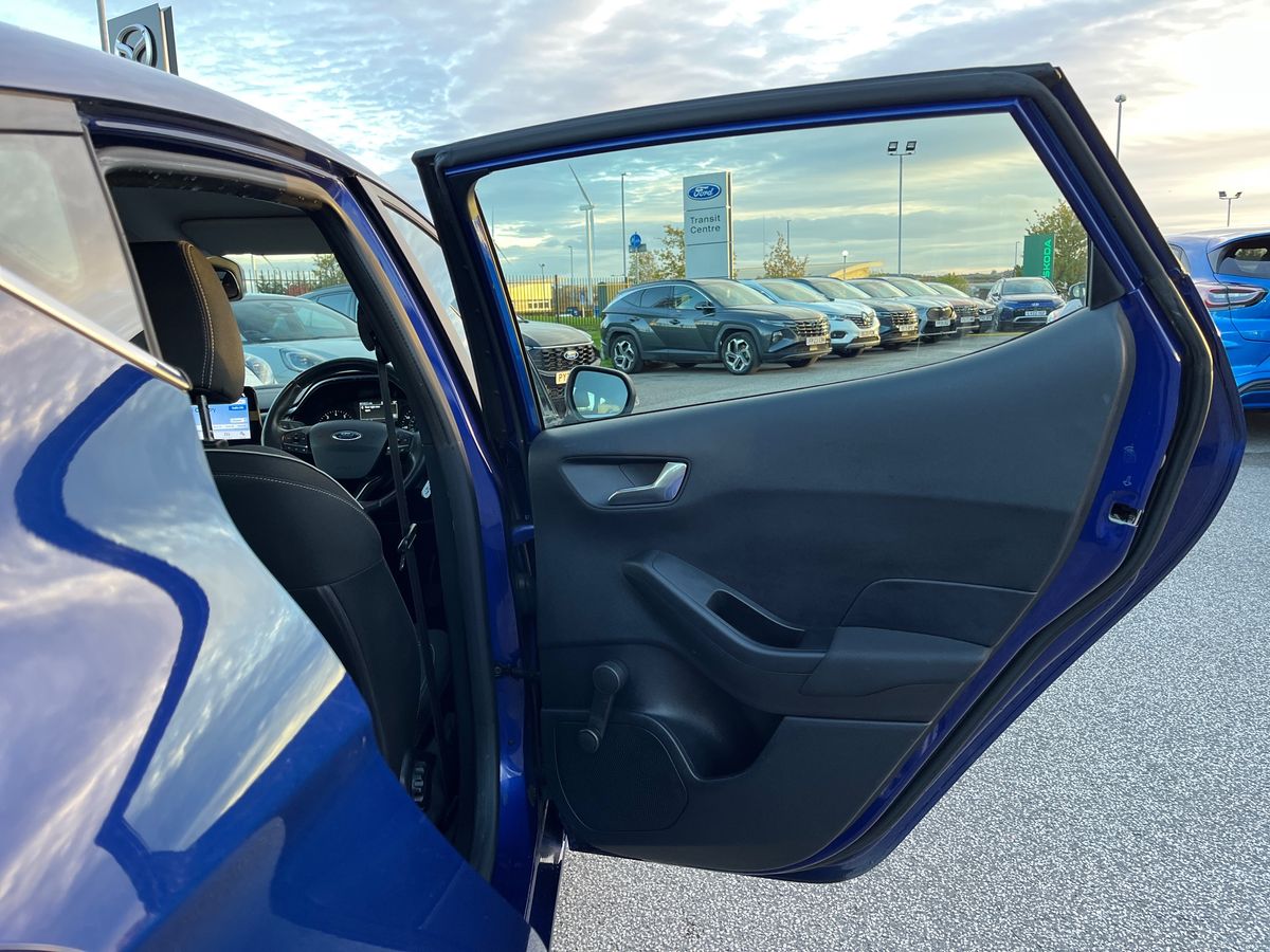 Used Ford Fiesta 2018 for sale - 76392023: Photo 27