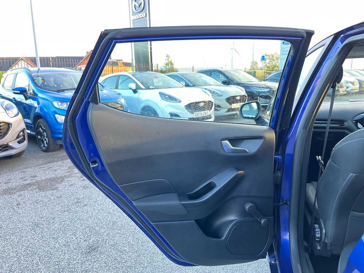 Used Ford Fiesta 2018 for sale - 76392023: Photo 28