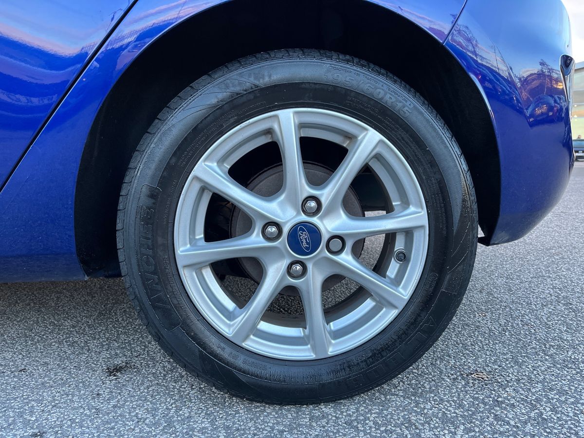 Used Ford Fiesta 2018 for sale - 76392023: Photo 7