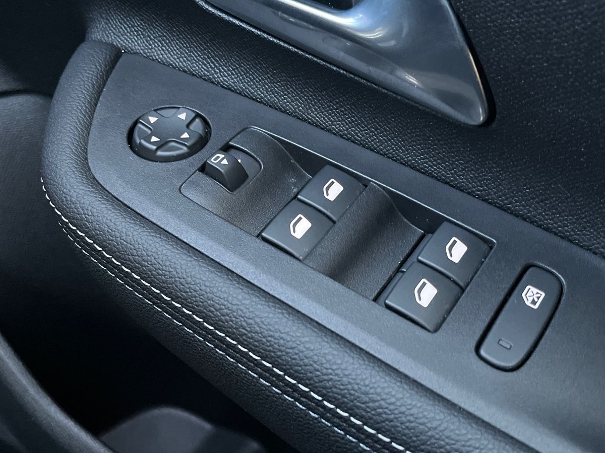 Used Vauxhall Mokka 2025 for sale - 76807848: Photo 18