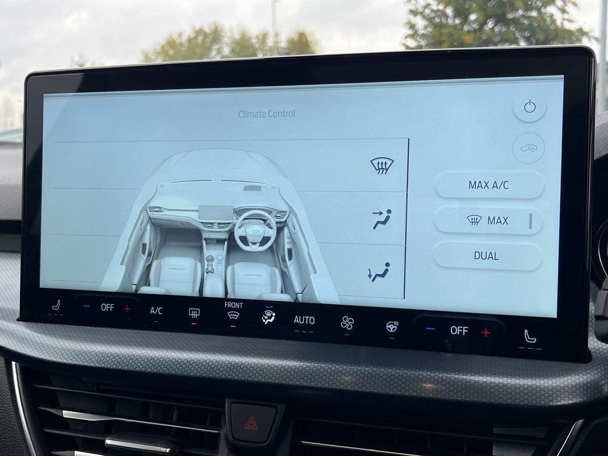 Used Ford Focus 2024 for sale - 76142194: Photo 46