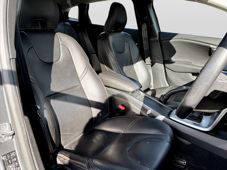 Used Volvo V40 2018 for sale - 78043389: Photo 22