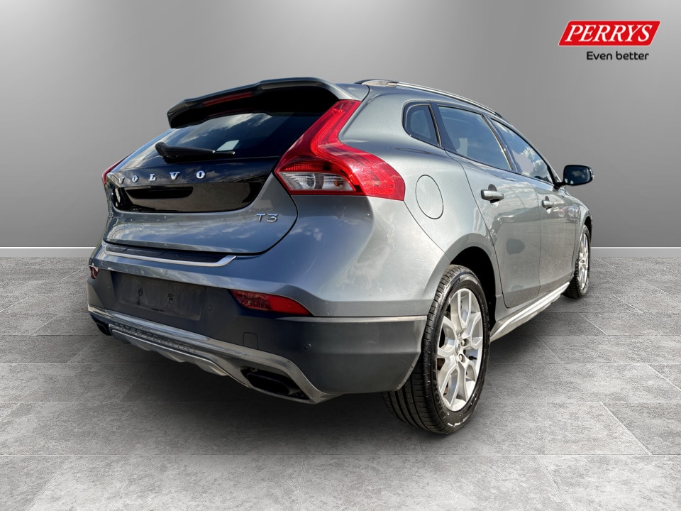 Used Volvo V40 2018 for sale - 78043389: Photo 25