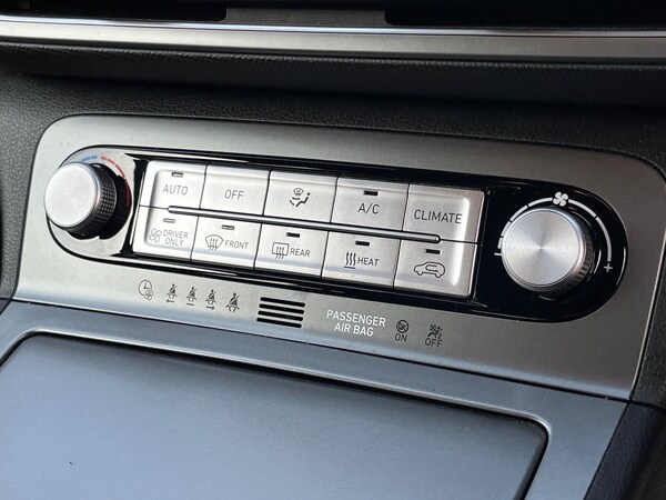Used Hyundai KONA 2022 for sale - 75996035: Photo 14