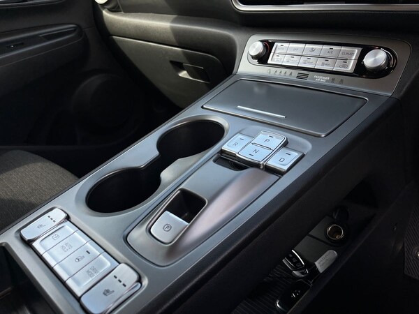 Used Hyundai KONA 2022 for sale - 75996035: Photo 20