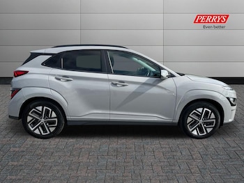 Used Hyundai KONA 2022 for sale - 75996035: Photo 3