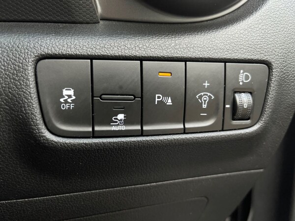 Used Hyundai KONA 2022 for sale - 75996035: Photo 52
