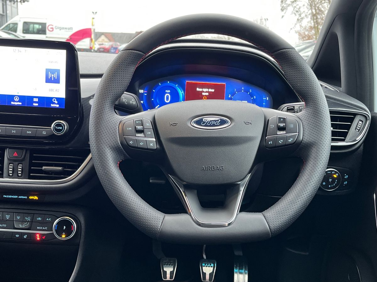 Used Ford Fiesta 2023 for sale - 77033744: Photo 15