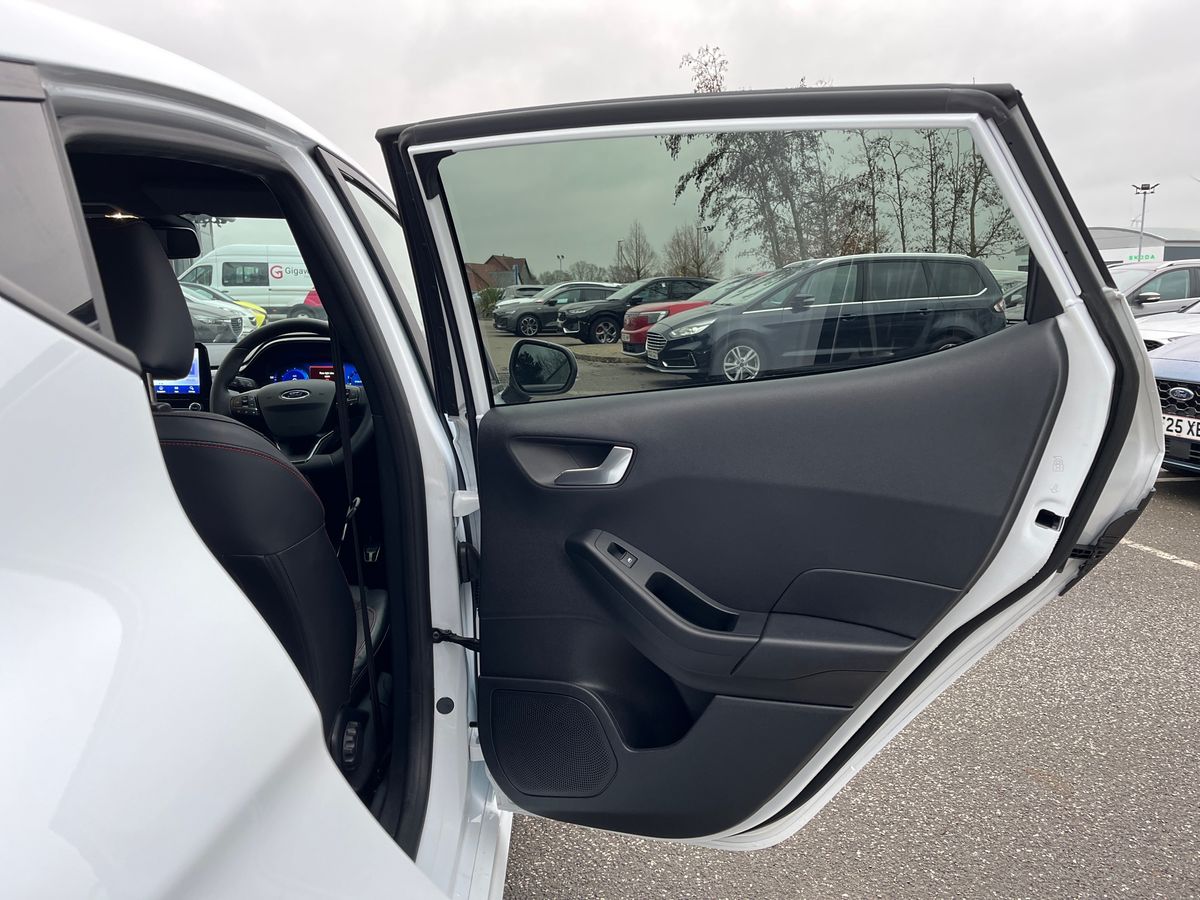 Used Ford Fiesta 2023 for sale - 77033744: Photo 31