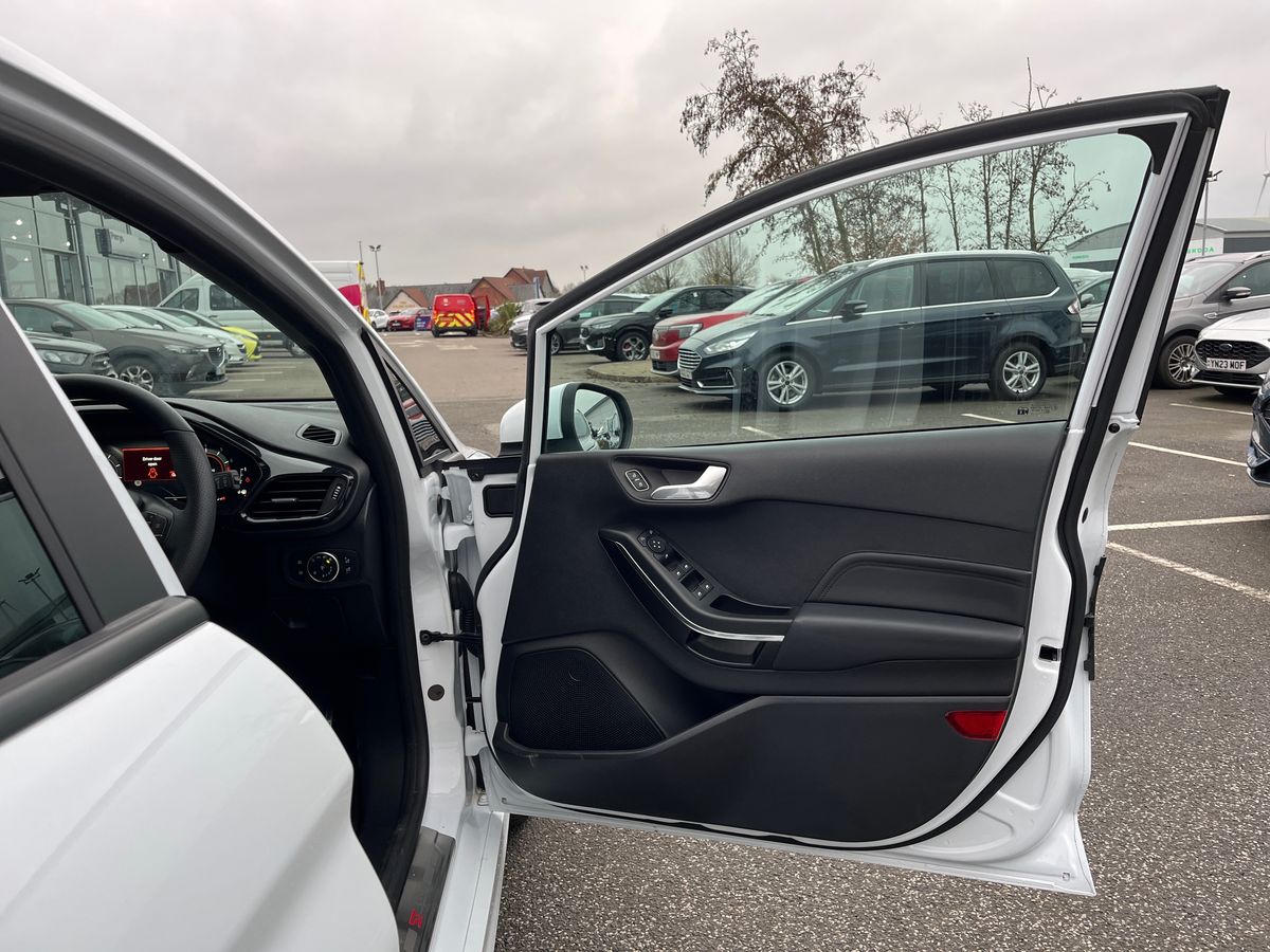 Used Ford Fiesta 2023 for sale - 77033744: Photo 50