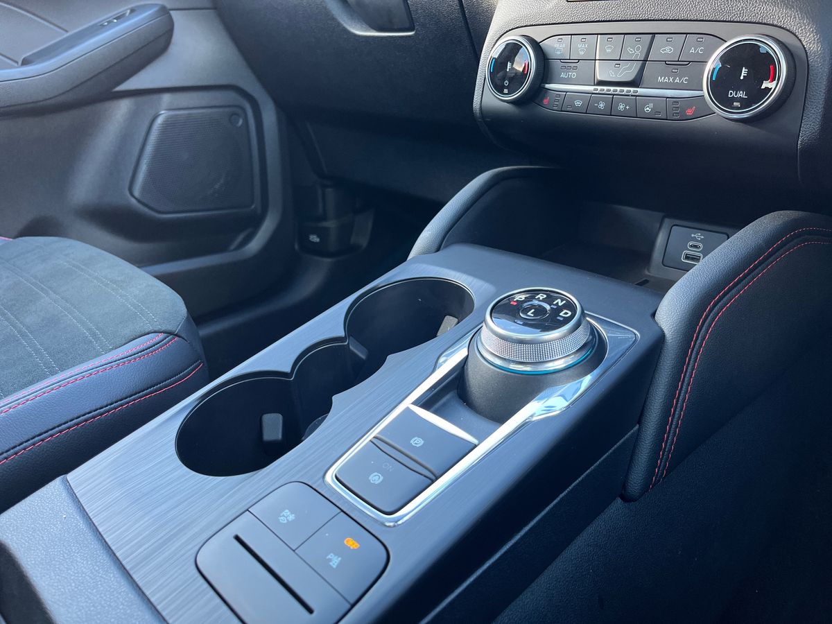 Used Ford Kuga 2025 for sale - 76341170: Photo 18