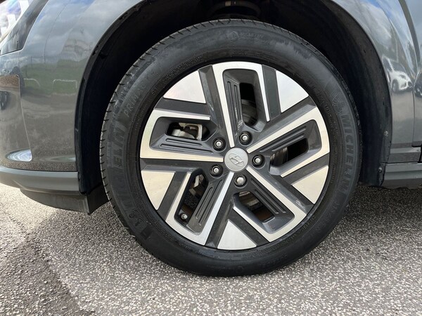 Used Hyundai KONA 2022 for sale - 76016539: Photo 8