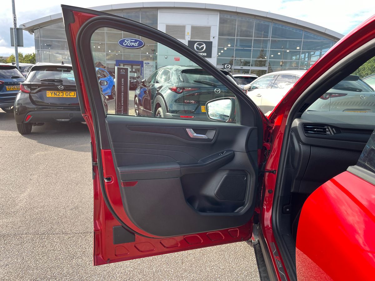 Used Ford Kuga 2025 for sale - 77125349: Photo 40