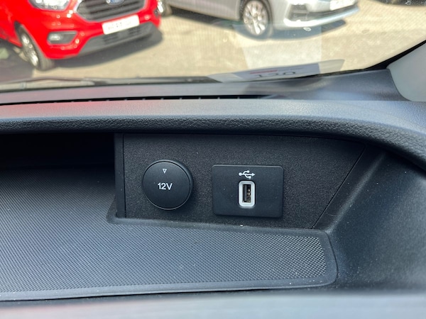 Used Ford Transit Custom 2020 for sale - 75711185: Photo 41