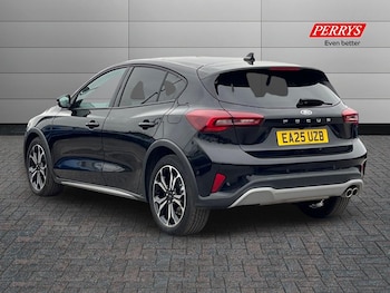 Used Ford Focus 2025 for sale - 76310956: Photo 2