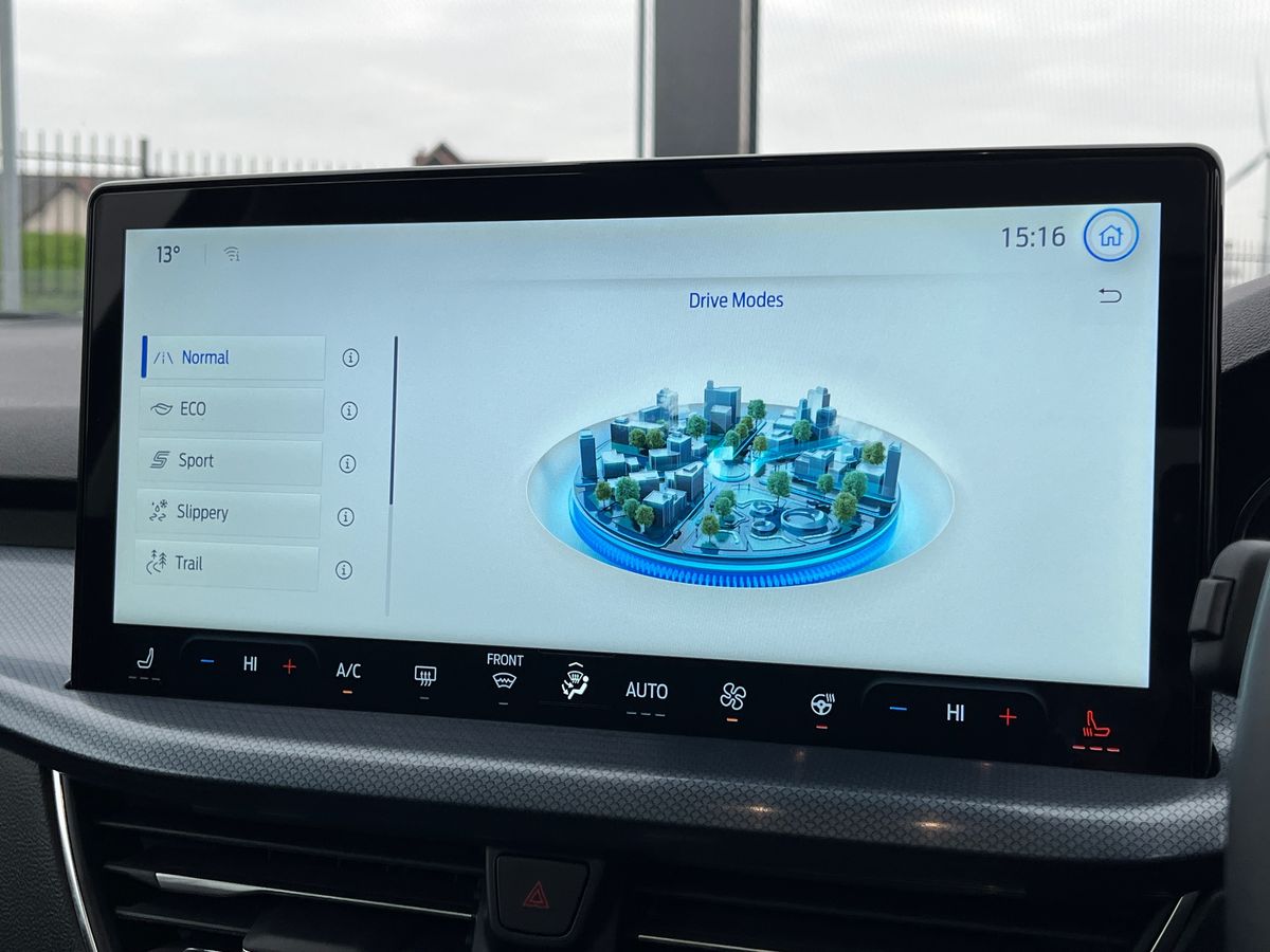 Used Ford Focus 2025 for sale - 76310956: Photo 43