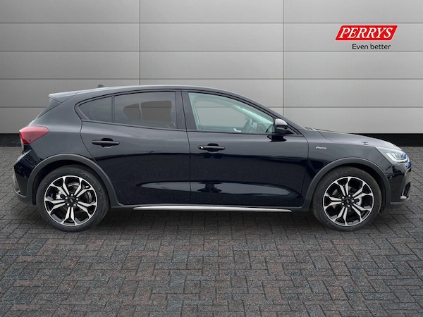 Used Ford Focus 2025 for sale - 76310956: Photo 4