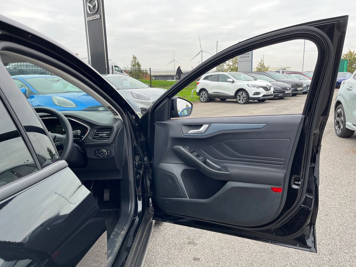 Used Ford Focus 2025 for sale - 76310956: Photo 56