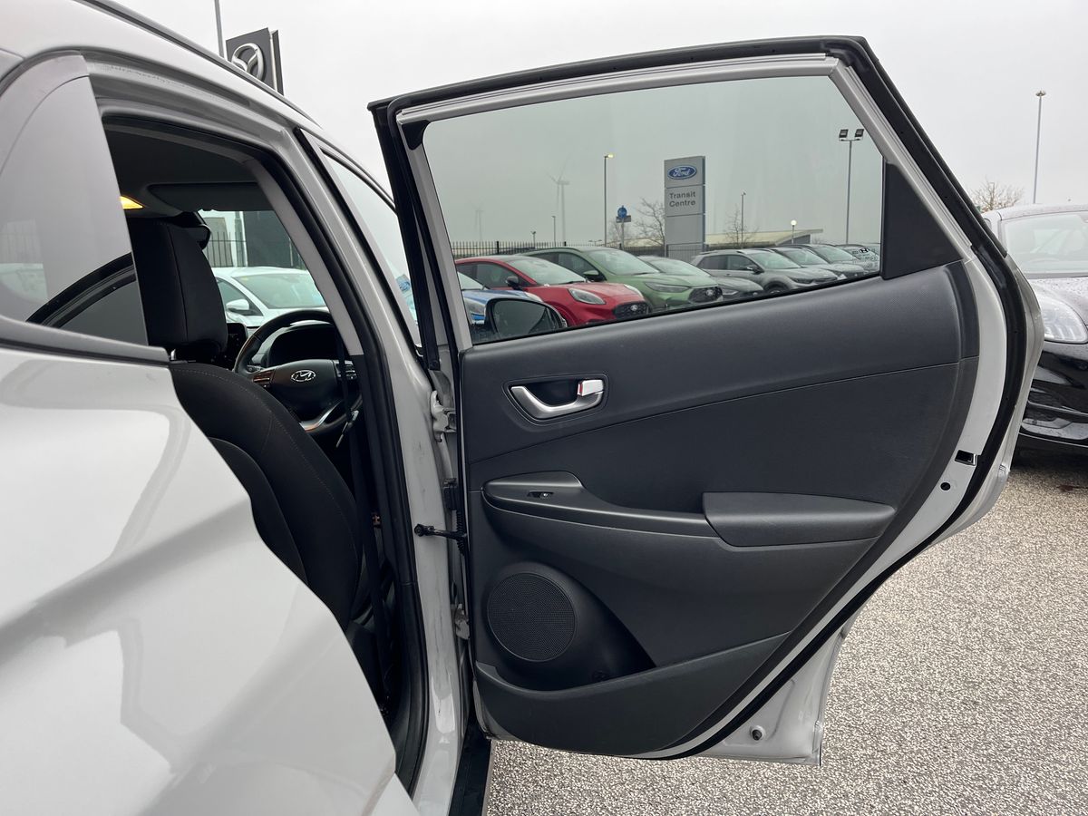 Used Hyundai KONA 2023 for sale - 77033815: Photo 30