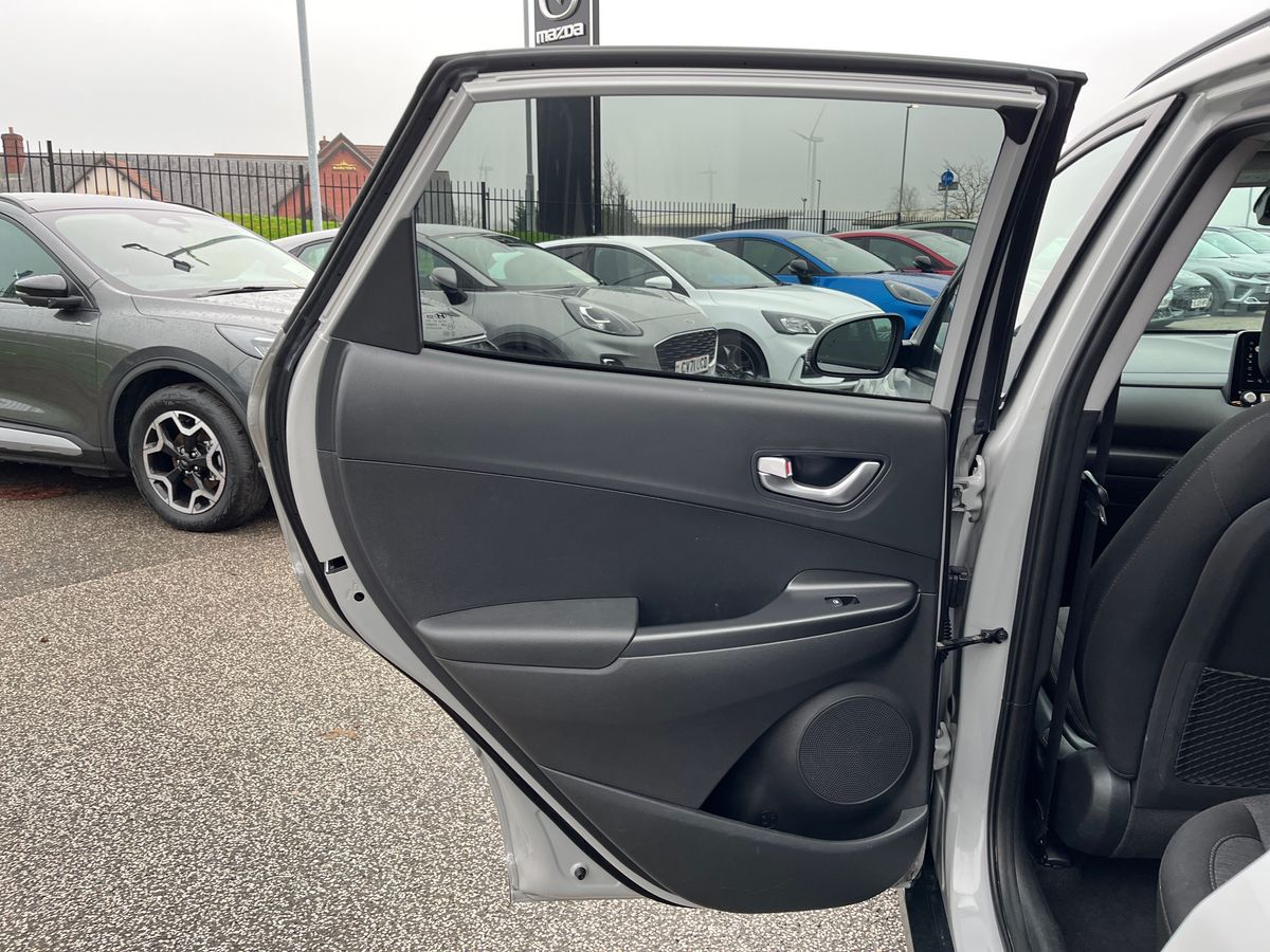 Used Hyundai KONA 2023 for sale - 77033815: Photo 31