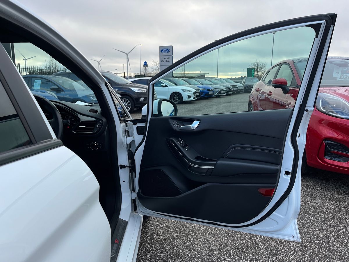 Used Ford Fiesta 2018 for sale - 77283326: Photo 45