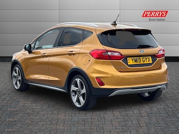 Used Ford Fiesta 2019 for sale - 76206837: Photo 2