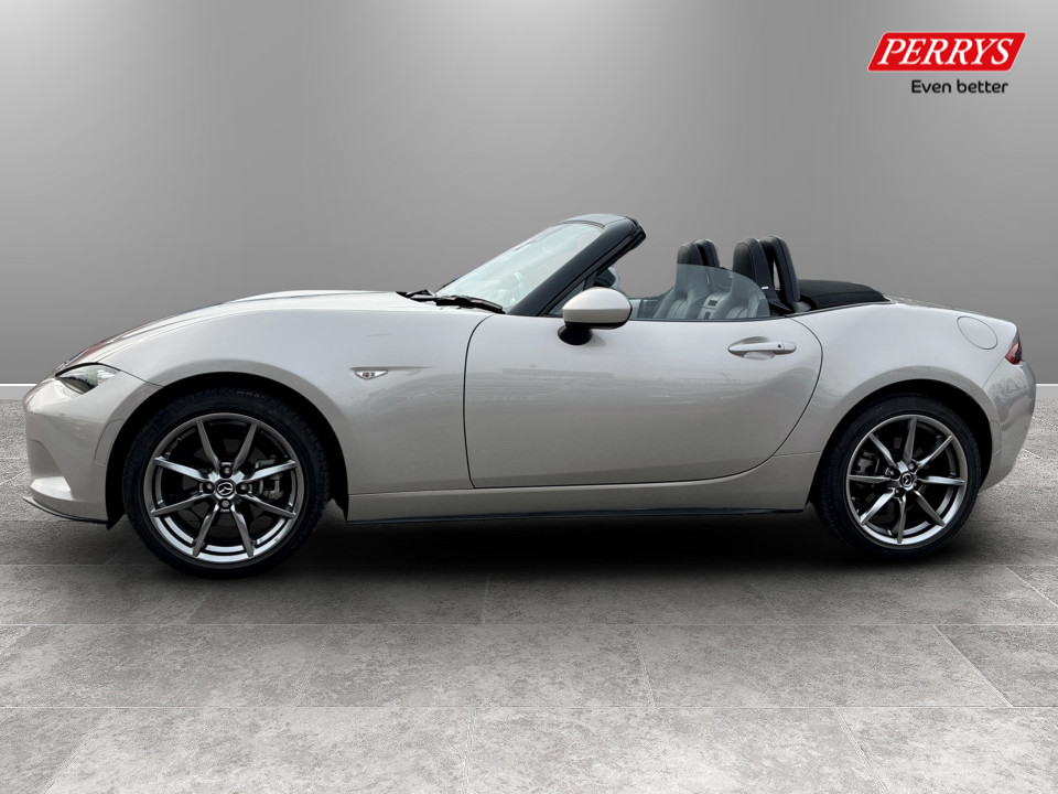 Used Mazda MX-5 2023 for sale - 77997887: Photo 4