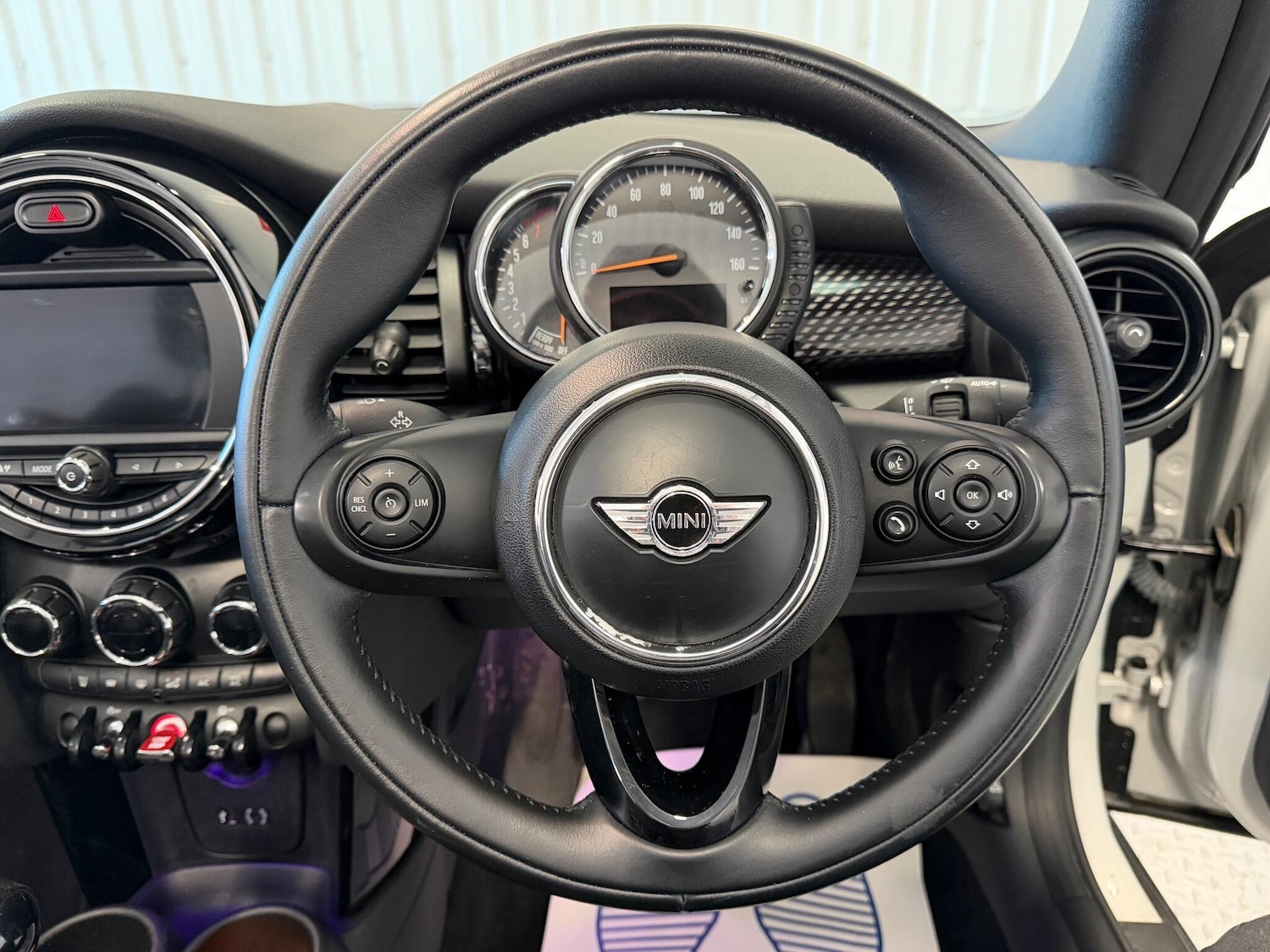 Used MINI Convertible 2016 for sale - 77081522: Photo 27