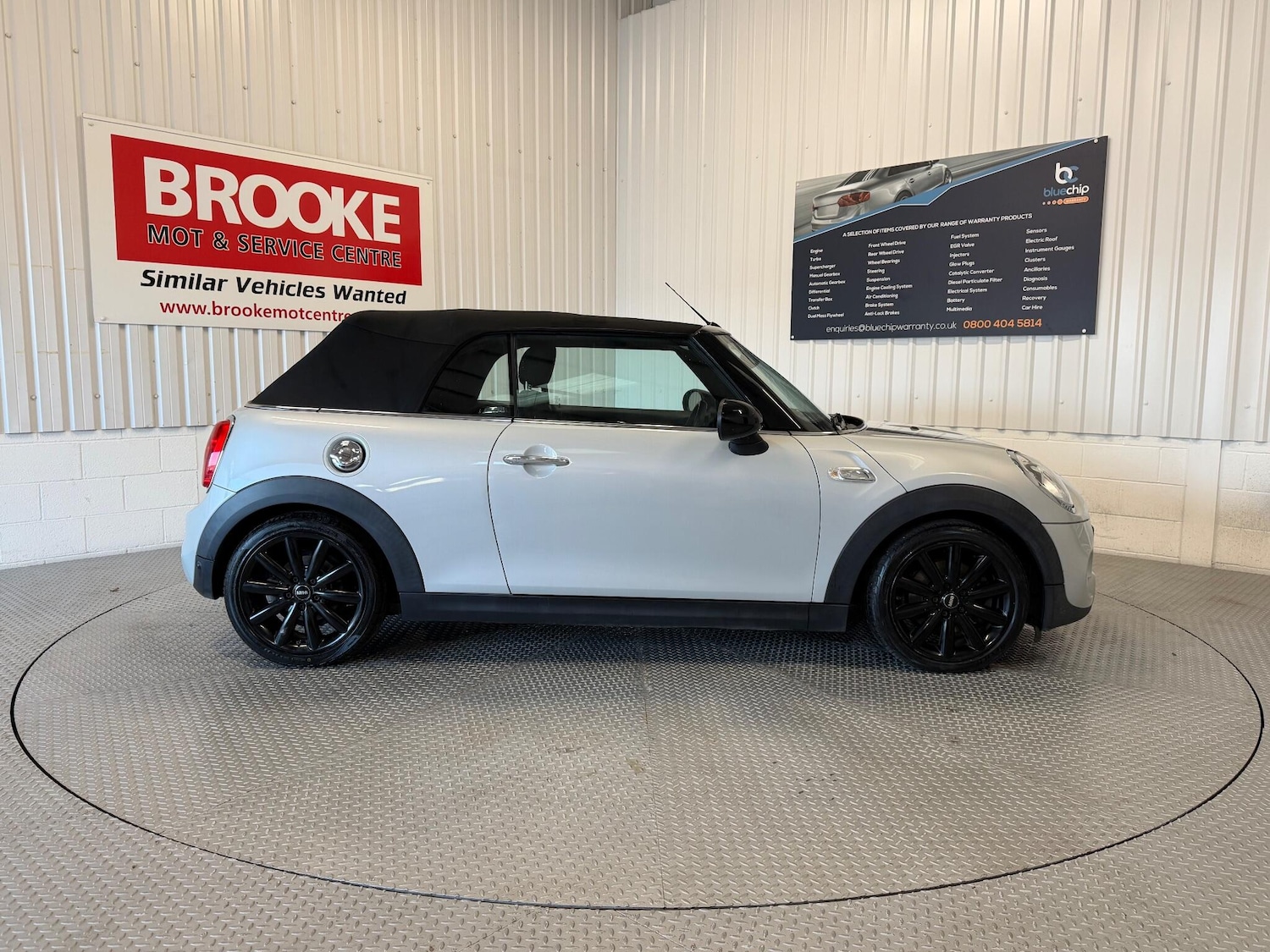 Used MINI Convertible 2016 for sale - 77081522: Photo 3