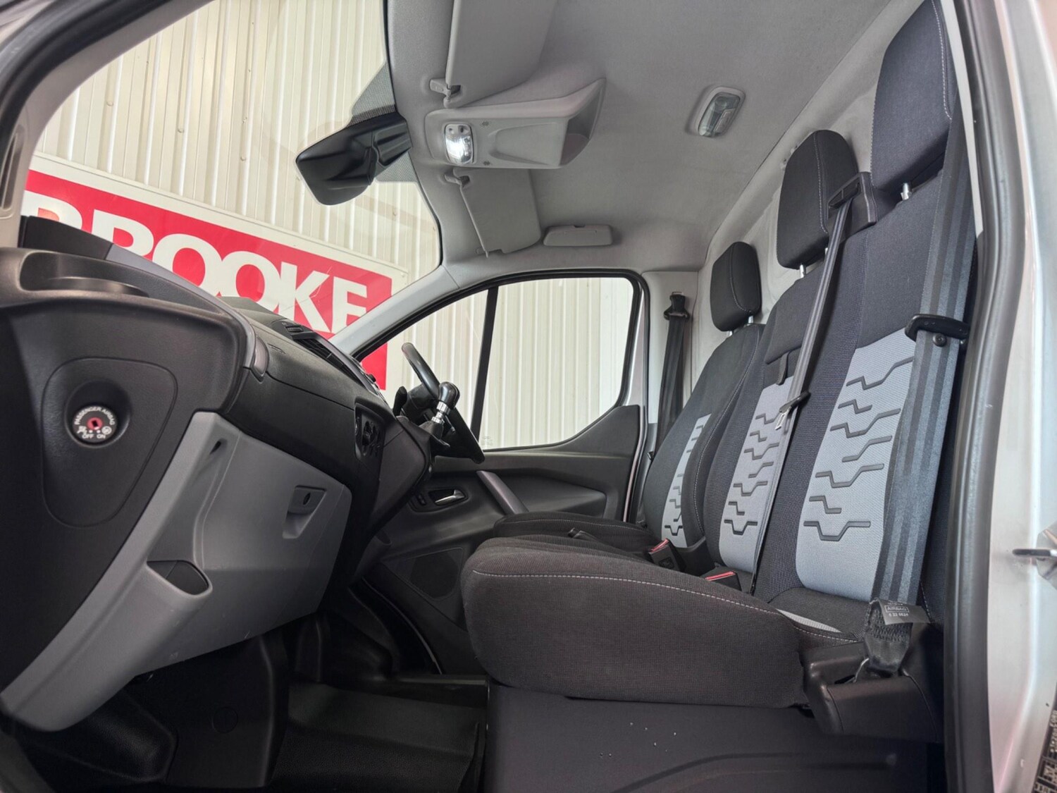 Used Ford Transit Custom 2017 for sale - 77838934: Photo 10