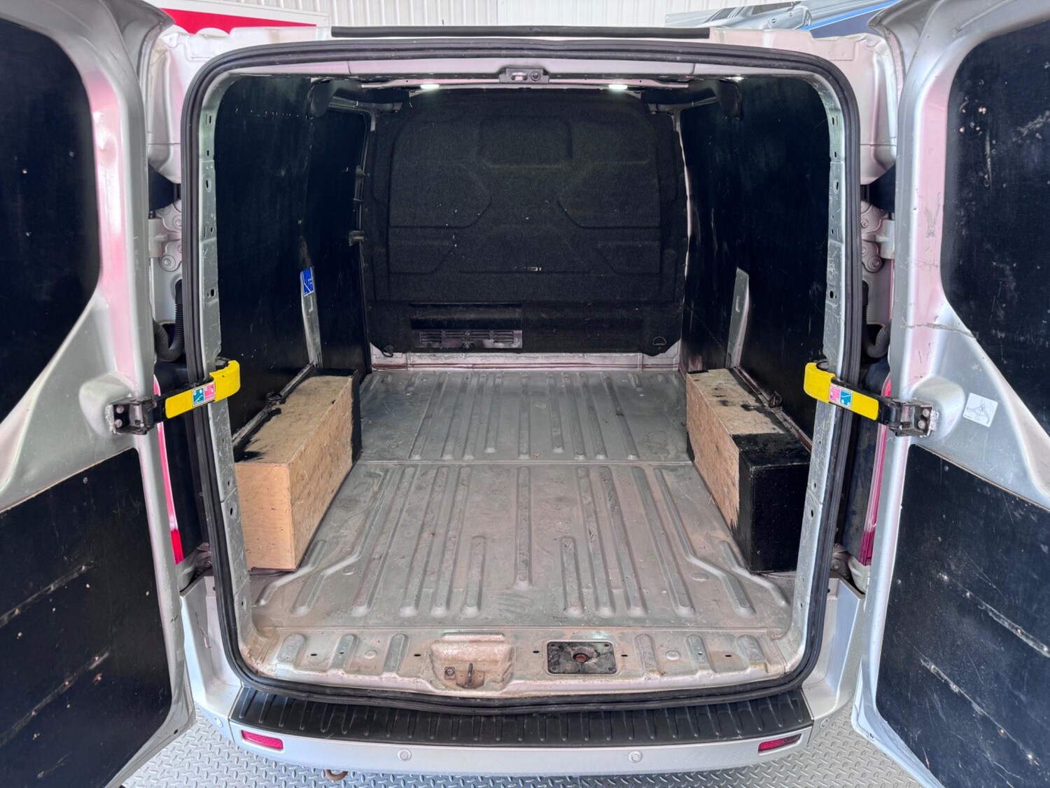 Used Ford Transit Custom 2017 for sale - 77838934: Photo 13