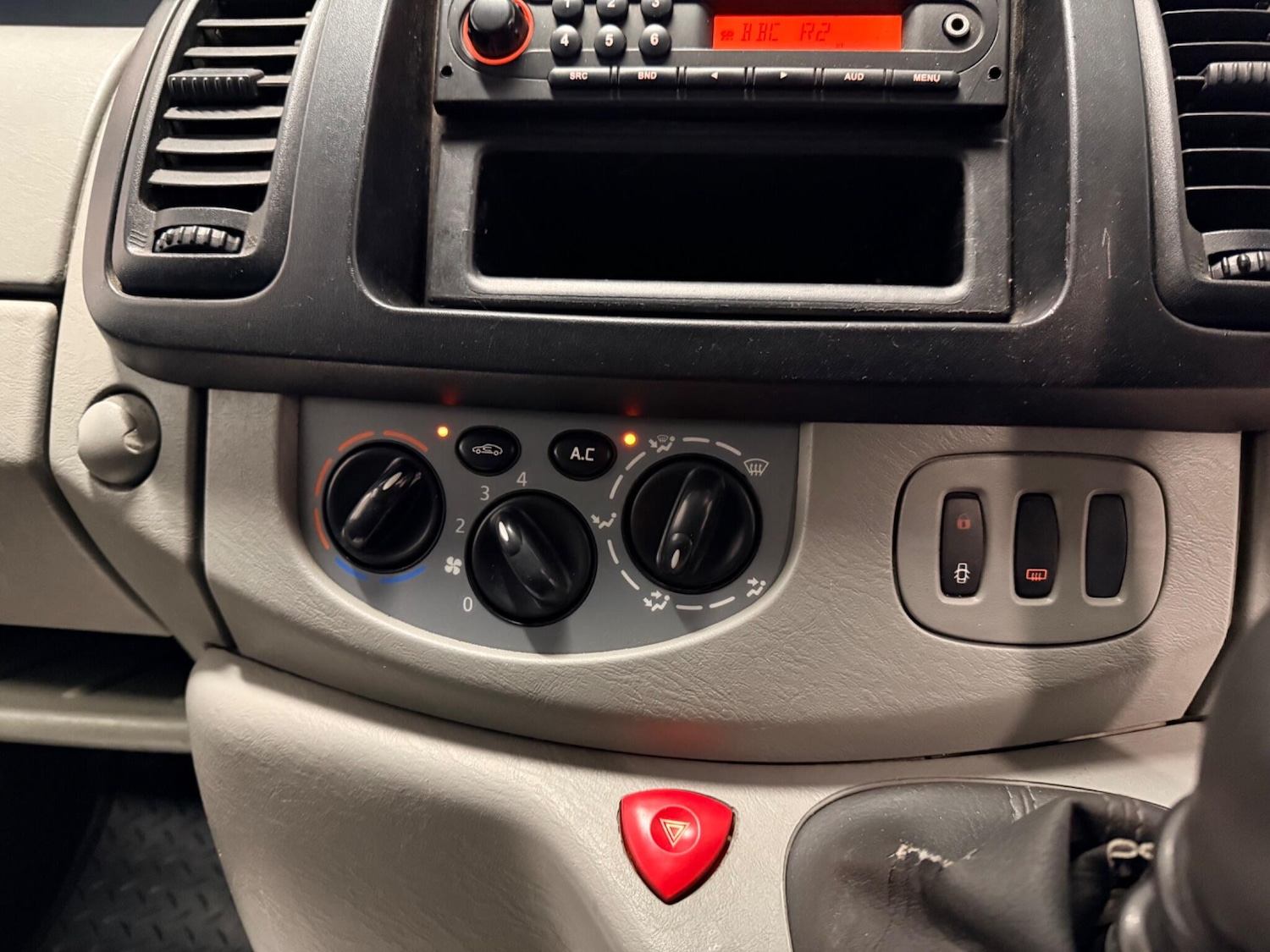 Used Renault Trafic 2009 for sale - 77344269: Photo 22