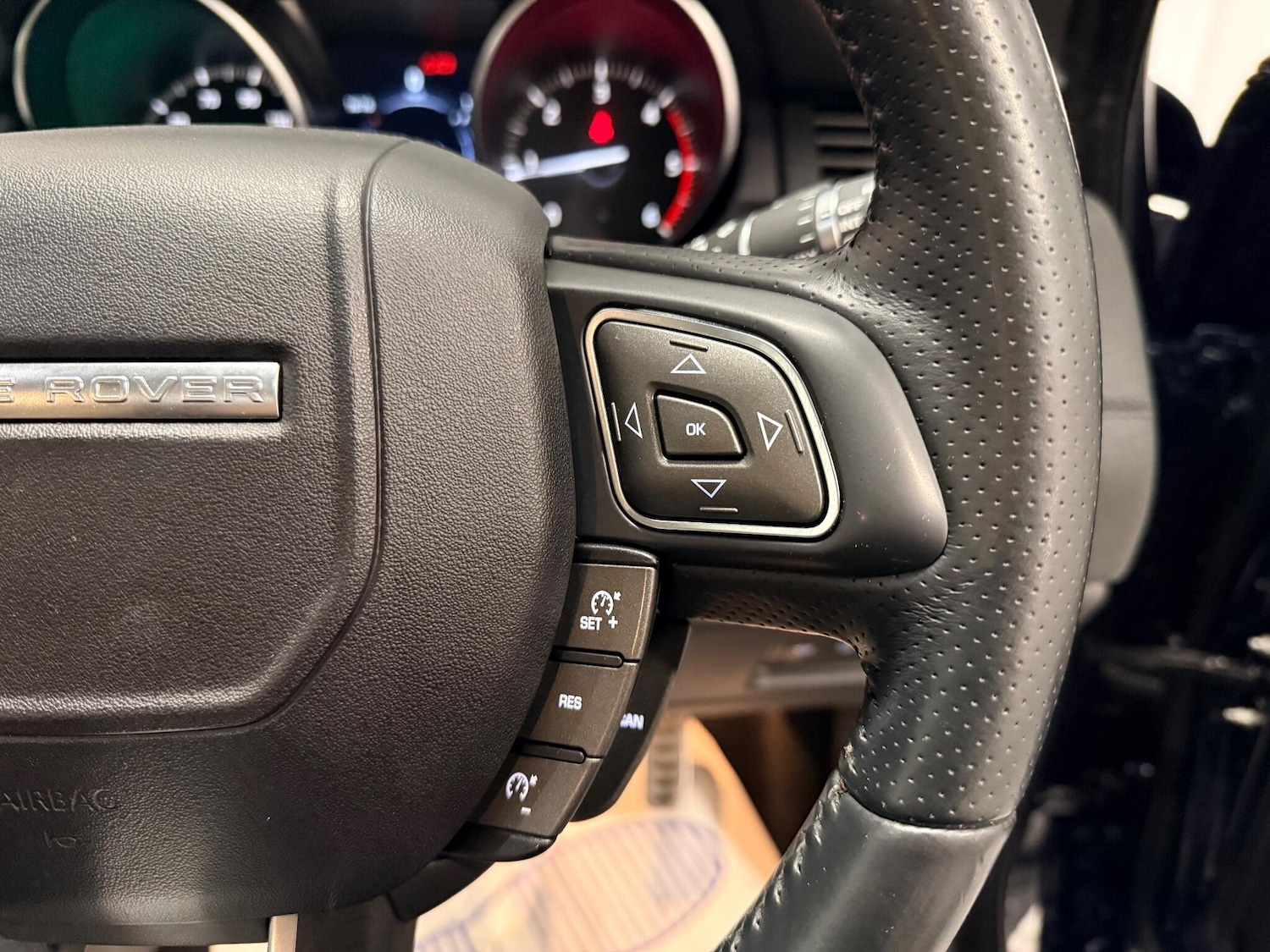 Used Land Rover Range Rover Evoque 2017 for sale - 76886434: Photo 27