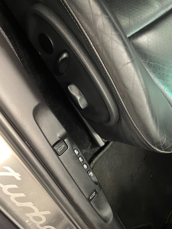 Used Porsche 911 2004 for sale - 73905606: Photo 11
