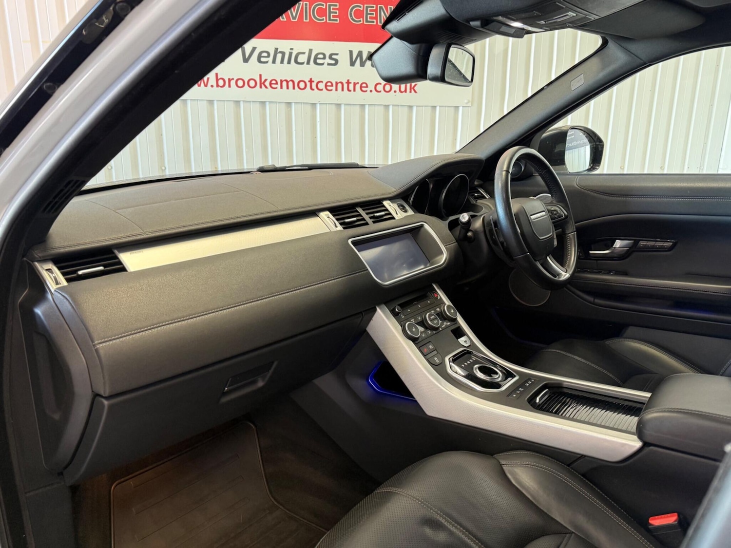 Used Land Rover Range Rover Evoque 2017 for sale - 76072027: Photo 9