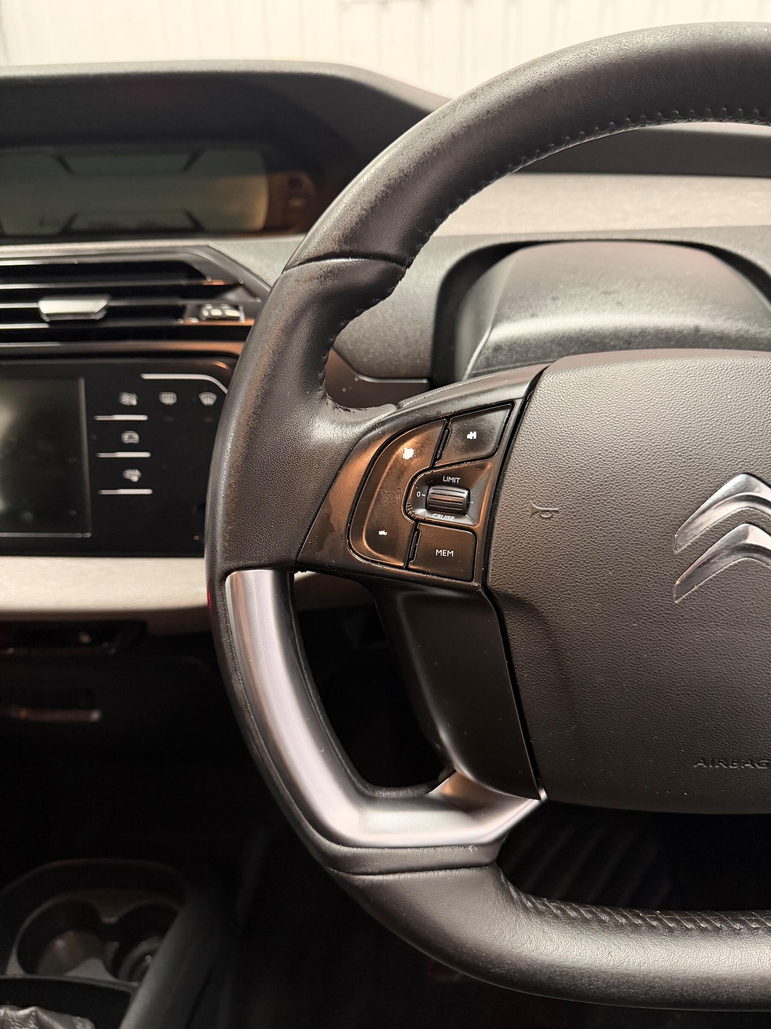 Used Citroen C4 Picasso 2015 for sale - 76727949: Photo 20