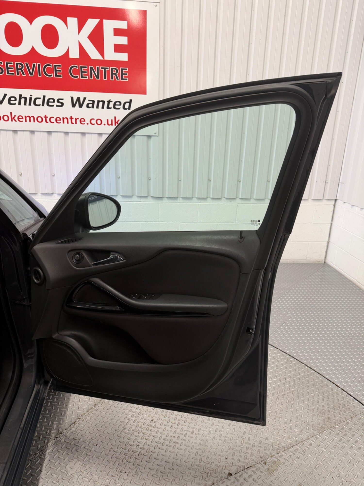 Used Vauxhall Zafira 2014 for sale - 77468859: Photo 15