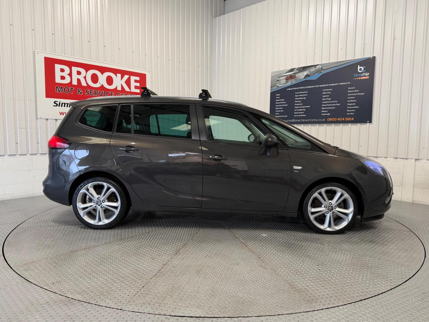 Used Vauxhall Zafira 2014 for sale - 77468859: Photo 2
