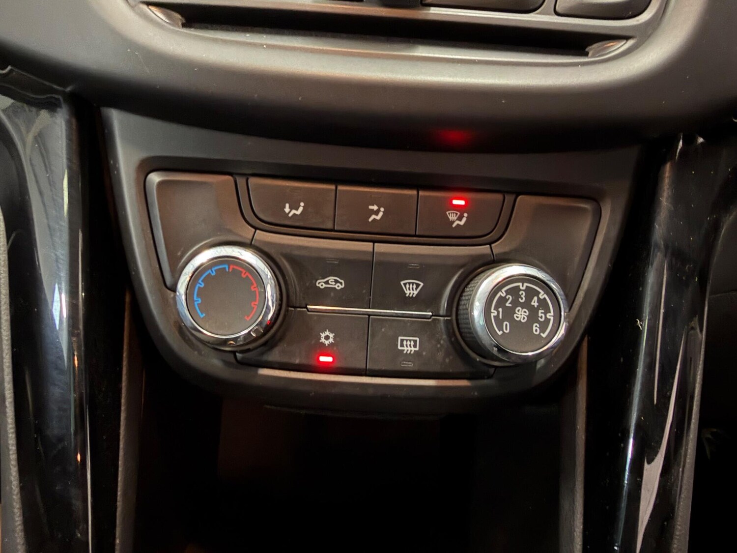 Used Vauxhall Zafira 2014 for sale - 77468859: Photo 25