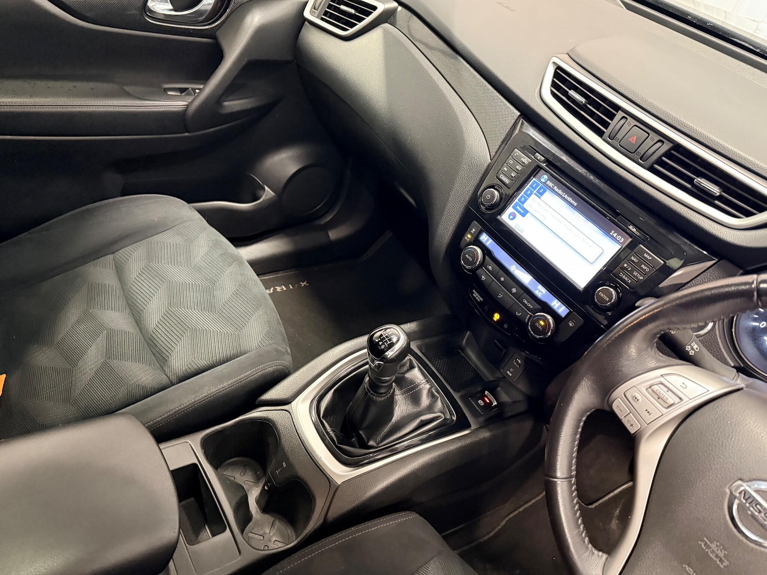 Used Nissan X-Trail 2017 for sale - 77174981: Photo 25