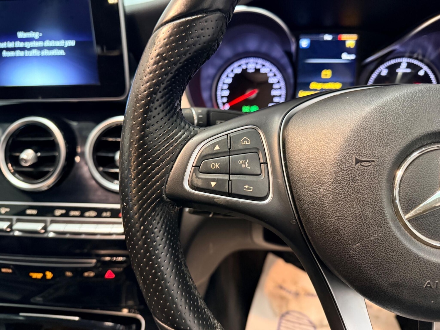 Used Mercedes-Benz C Class 2016 for sale - 77343925: Photo 15