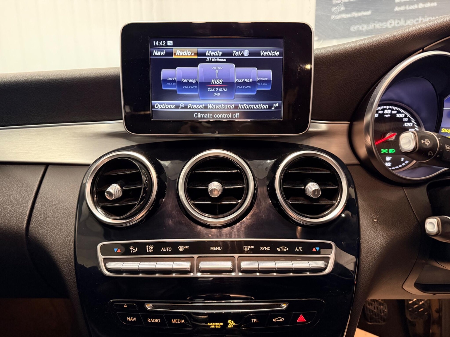 Used Mercedes-Benz C Class 2016 for sale - 77343925: Photo 23