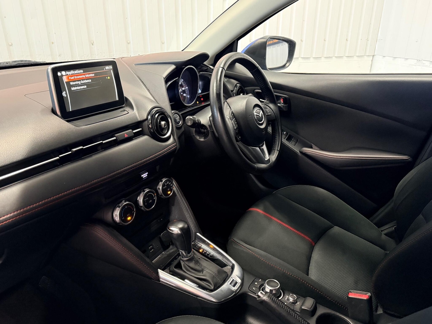 Used Mazda Mazda2 2015 for sale - 76538794: Photo 12