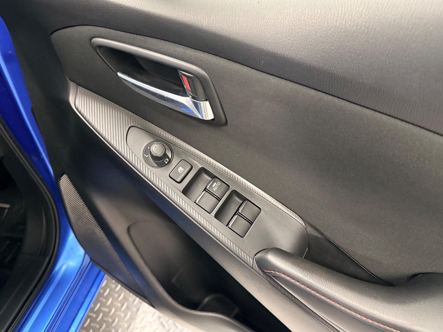 Used Mazda Mazda2 2015 for sale - 76538794: Photo 23