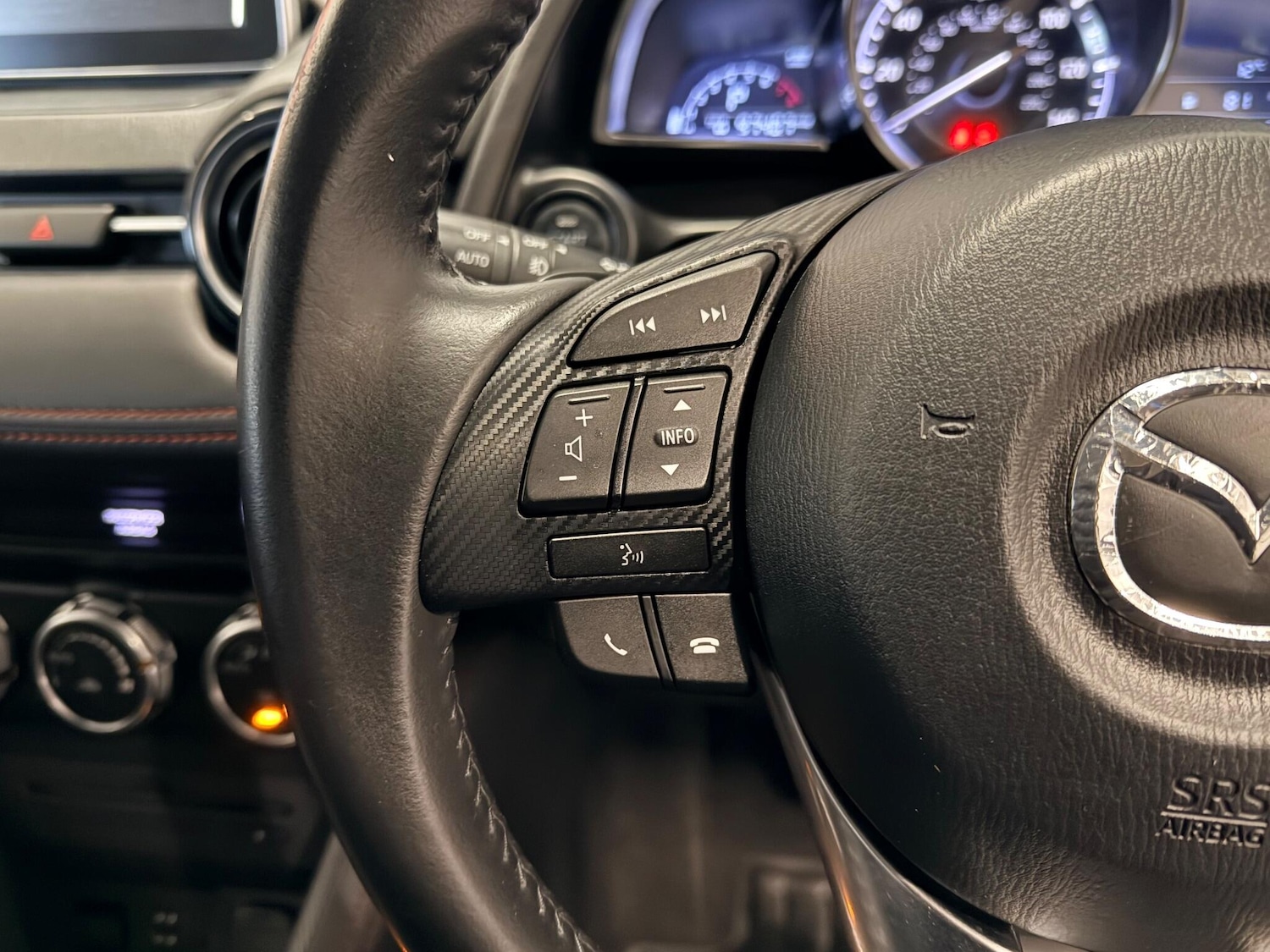 Used Mazda Mazda2 2015 for sale - 76538794: Photo 26