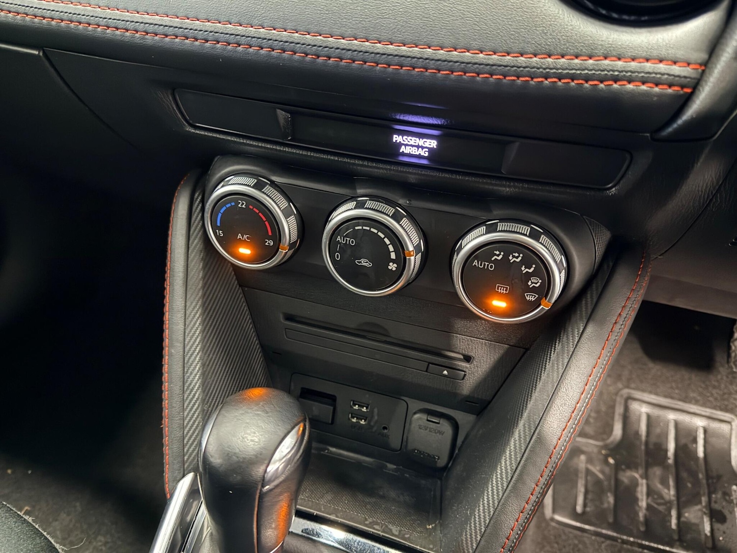 Used Mazda Mazda2 2015 for sale - 76538794: Photo 27